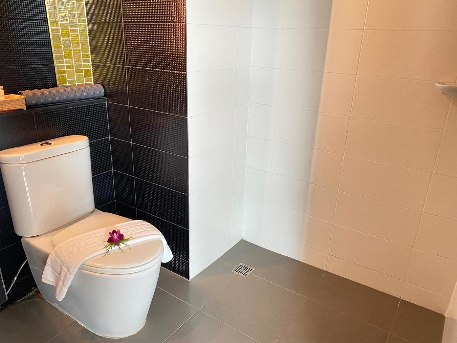 Siva Royal Hotel Phatthalung Extérieur photo