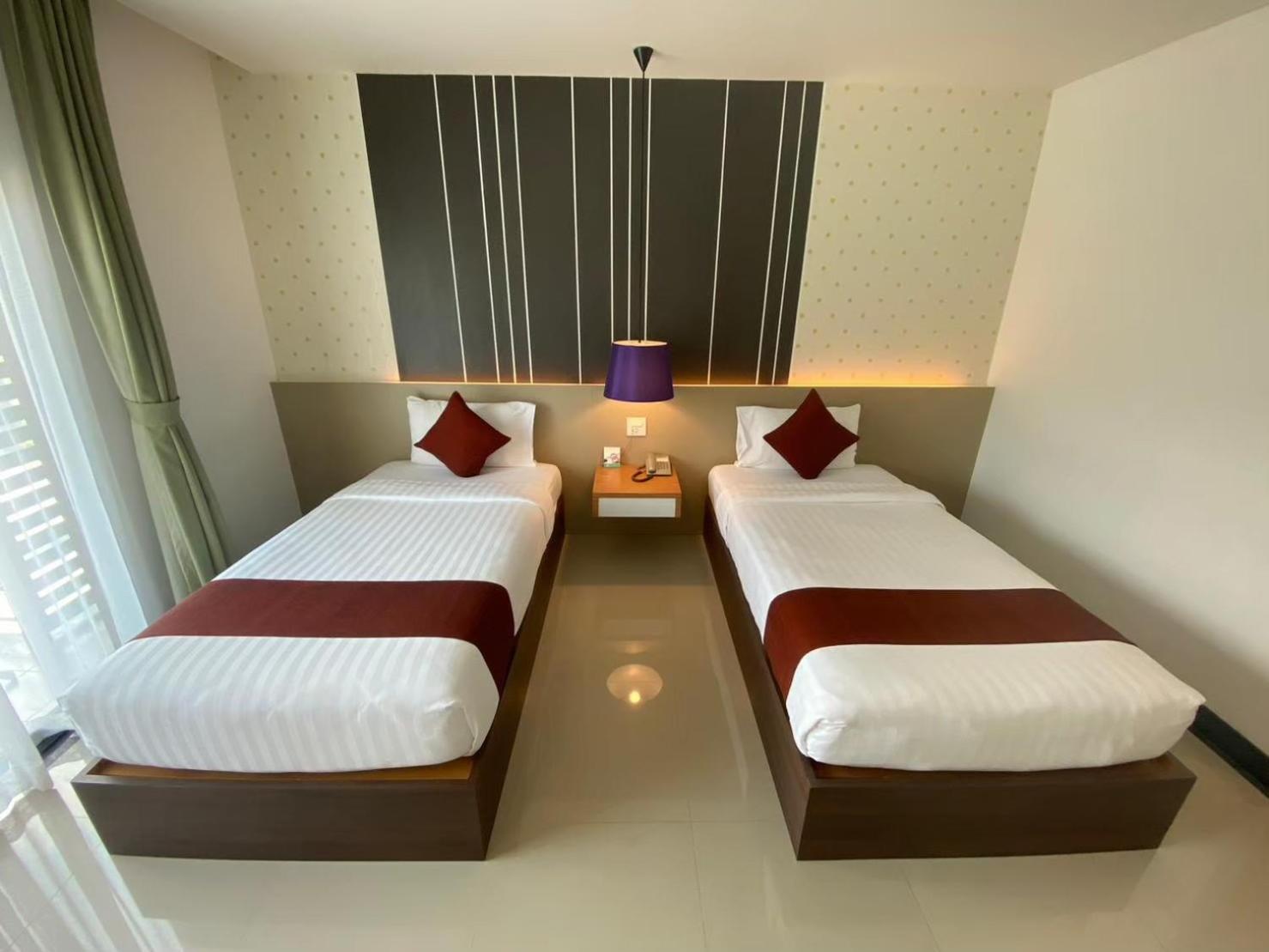 Siva Royal Hotel Phatthalung Extérieur photo