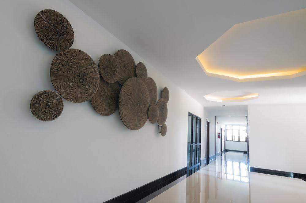 Siva Royal Hotel Phatthalung Extérieur photo